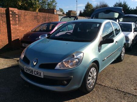 RENAULT CLIO 1.2 16v Extreme