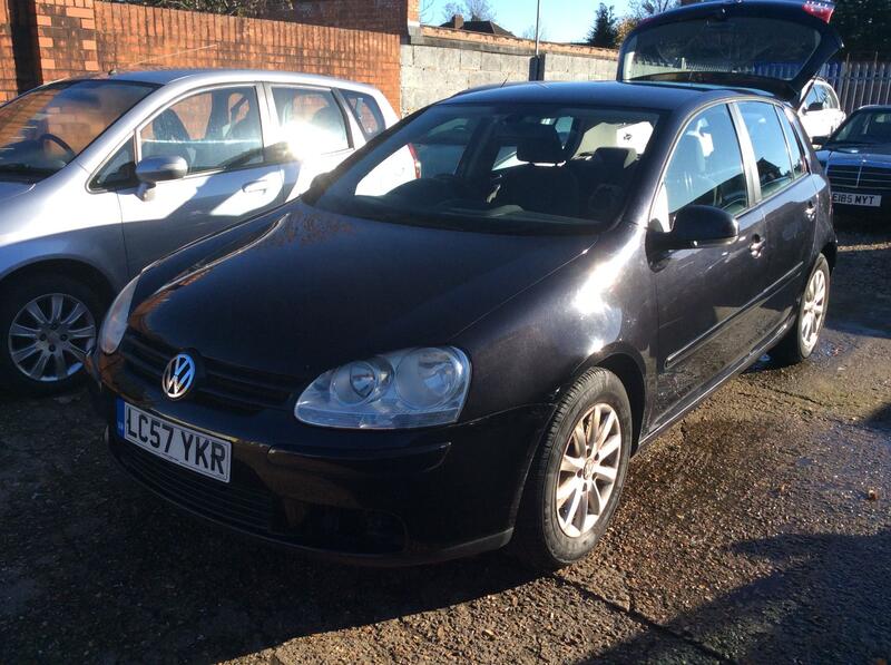 VOLKSWAGEN GOLF 1.6 FSI Match